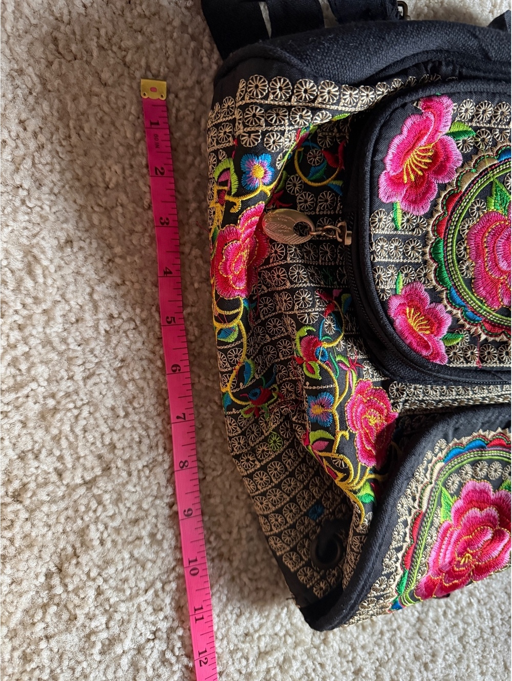 Embroidered backpack - Picture 7 of 7